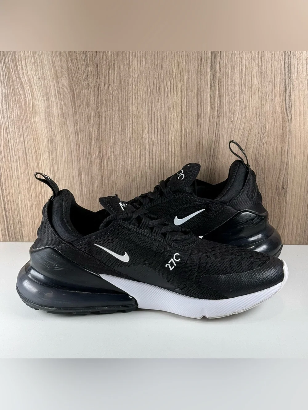 Nike Air Max 270 Black White Athletic Running Shoes AH6789-001 Women’s Size 8.5